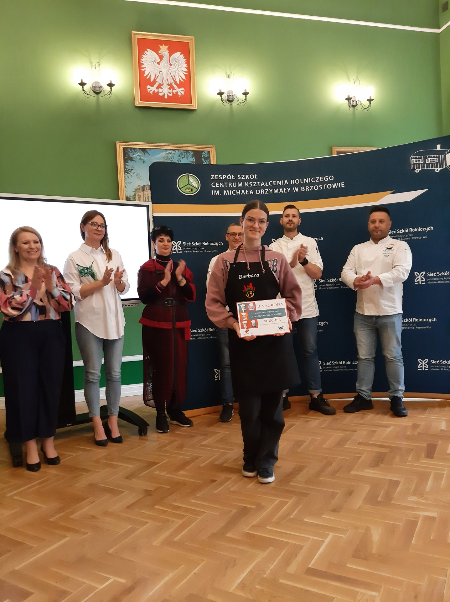 Sukces naszej uczennicy w  II edycji konkursu kulinarnego "Kuchnia Łączy Pokolenia - Senior i Junior w Kuchni"