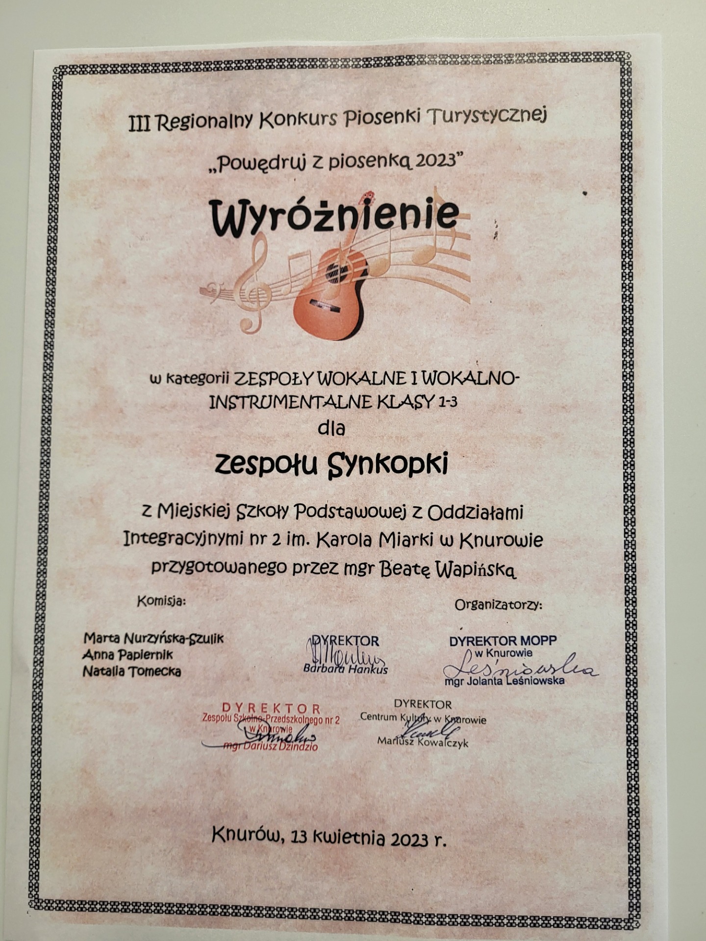 Dyplom - Wyróżnienie dla zespołu wokalno - instrumentalnego "Synkopki" na III Regionalnym Konkursie Piosenki Turystycznej "Powędruj z piosenką 2023"
