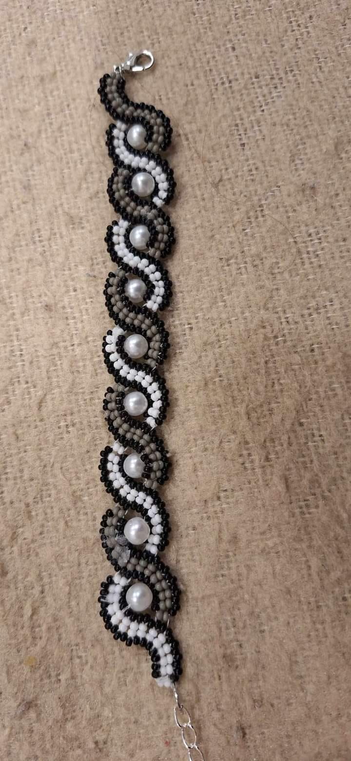 Gyöngyből készült ékszerek - Šperky z háčkovaných korálikov - Obrázok 1