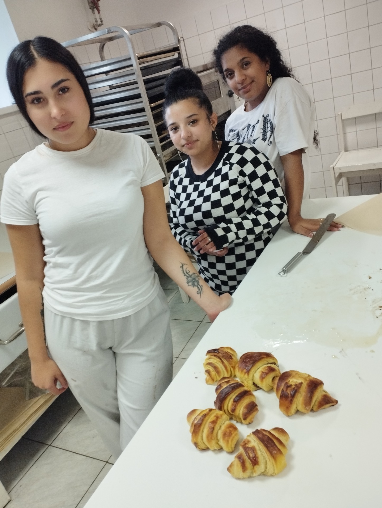 Exkurzia v miestnej pekárni ako inšpirácia pre našich žiakov pri tvorbe croissantov - Obrázok 5